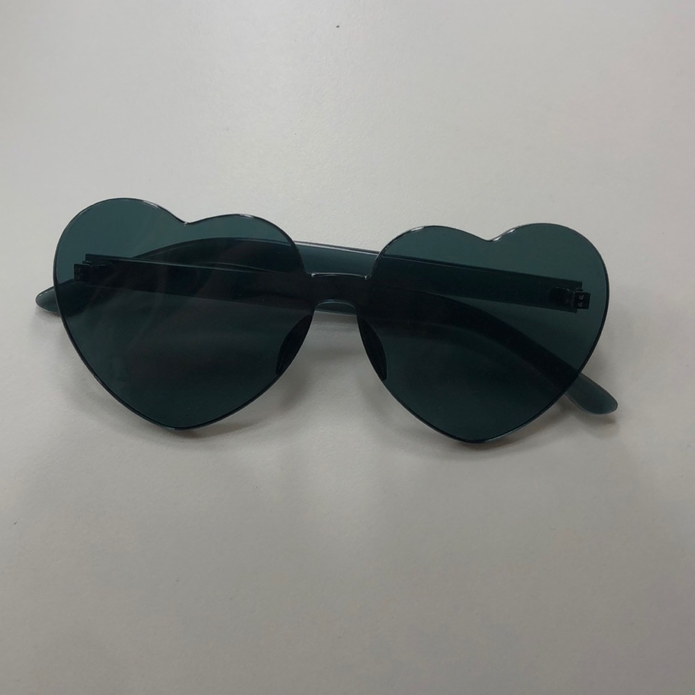 Black heart shaped sunglasses